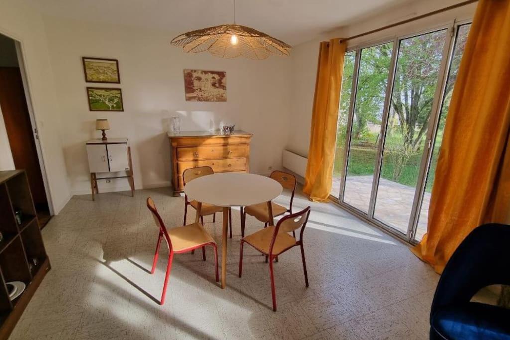 Pavillon Des Ecureuils Au Chateau Royal De Benays Benais Εξωτερικό φωτογραφία
